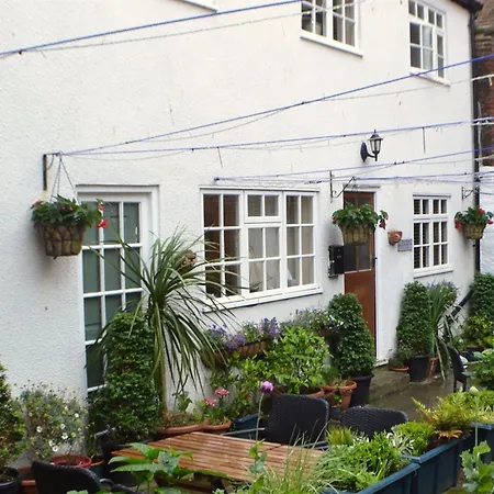 Sanders Yard Whitby